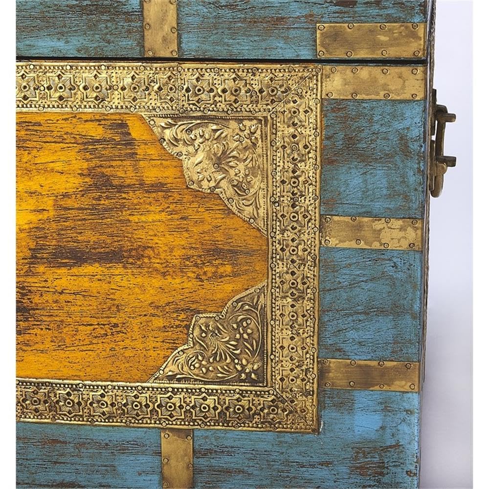 MAKLAINE 32" x 17" Traditional Wood Painted Brass Inlay Storage Trunk/Coffee Table with Hidden Storage, Brass Inlays & Hardware, Handcrafted, Handpainted, No Assembly Required, in Multi-Color Finish MAKLAINE