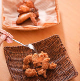 PGYXGS 1X Rattan Bread Basket Square Plastic Wicker Fruit Serving Storage Bowl, Woven Decorative Kitchen Counter Organizing for Bakery Snacks Candy Restaurant 20*20CM - Brown PGYXGS