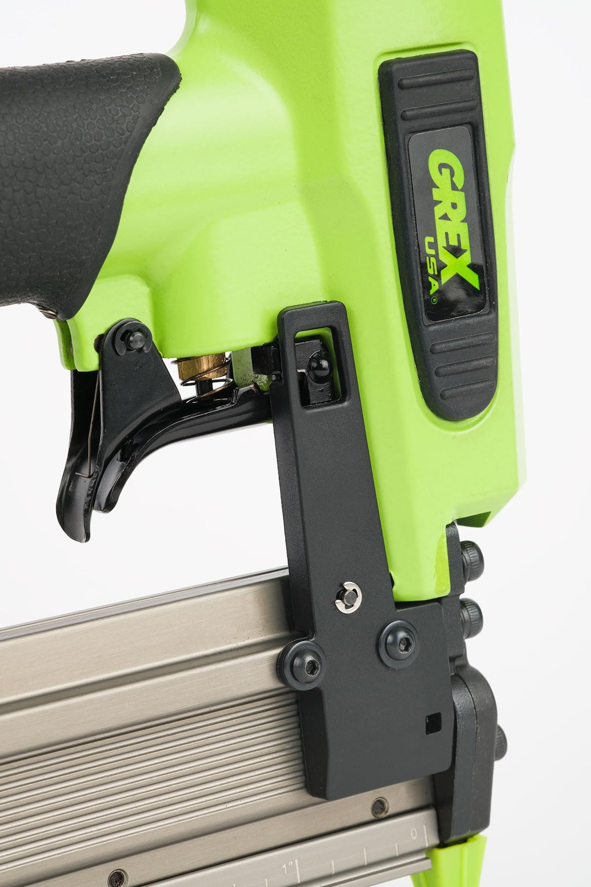 Grex P635L - 23 Ga Headless Pinner w/Auto Lock-Out & Edge Guide GREX