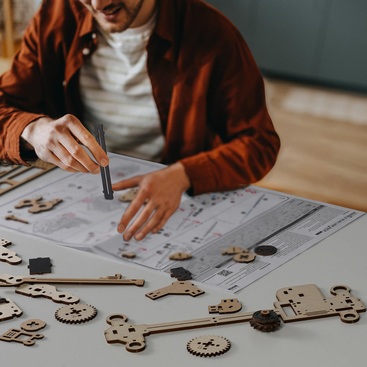 ROBOTIME 3D Wooden Puzzles for Adults Marble Run Link Pack LG01 - Marble Spaceport LGC01 + Marble Night City LGA01 Connector Kit ROBOTIME