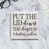 mmiishe Put the Lid Down the Dog Has a Drinking Problem Wooden Box Sign Decorative Funny Bathroom Wood Box Sign Home Decor Rustic Farmhouse Square Desk Decor Sign for Shelf 5 x 5 Inches mmiishe