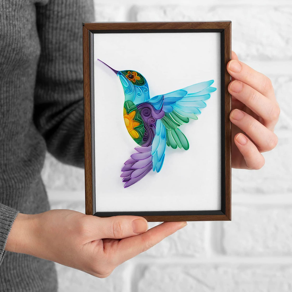 Uniquilling Quilling Kit, Paper Quilling Kits, 8 * 10-in Hummingbird Paper Filigree Kits with Quilling Tools& Using Manual, DIY Quilling Artwork Modern Wall Art for Living Room Uniquilling