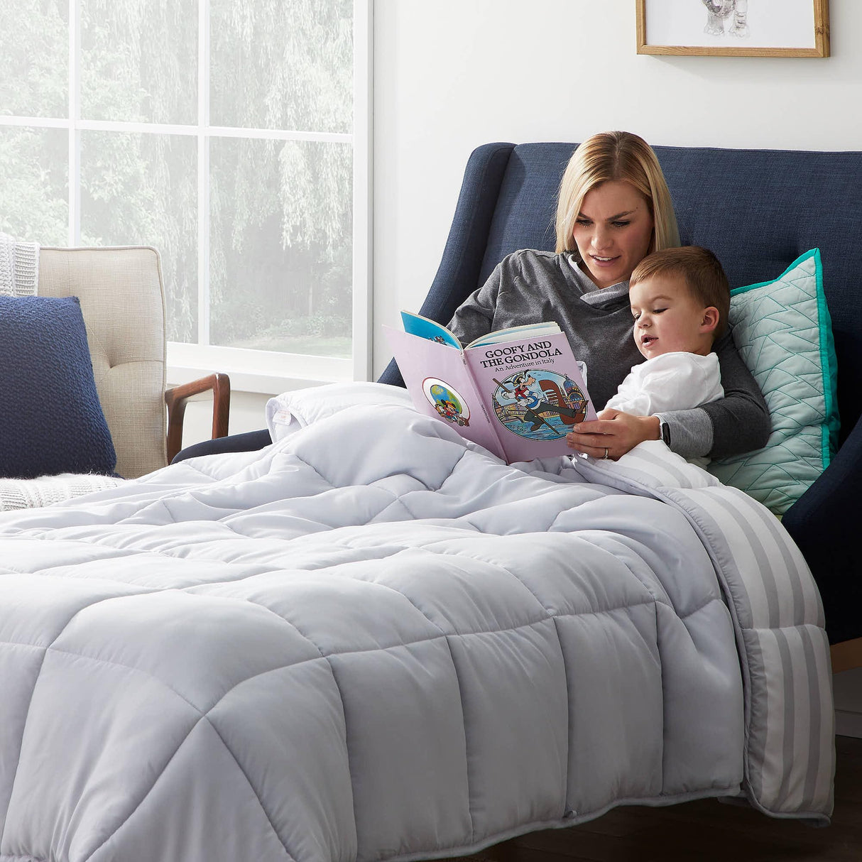 Lucid 5 Inch Memory Foam Mattress – Low Profile - Firm Feel - Infused with Bamboo Charcoal and Gel - Bed in a Box - Temperature Regulating - Breathable - Twin Size LUCID