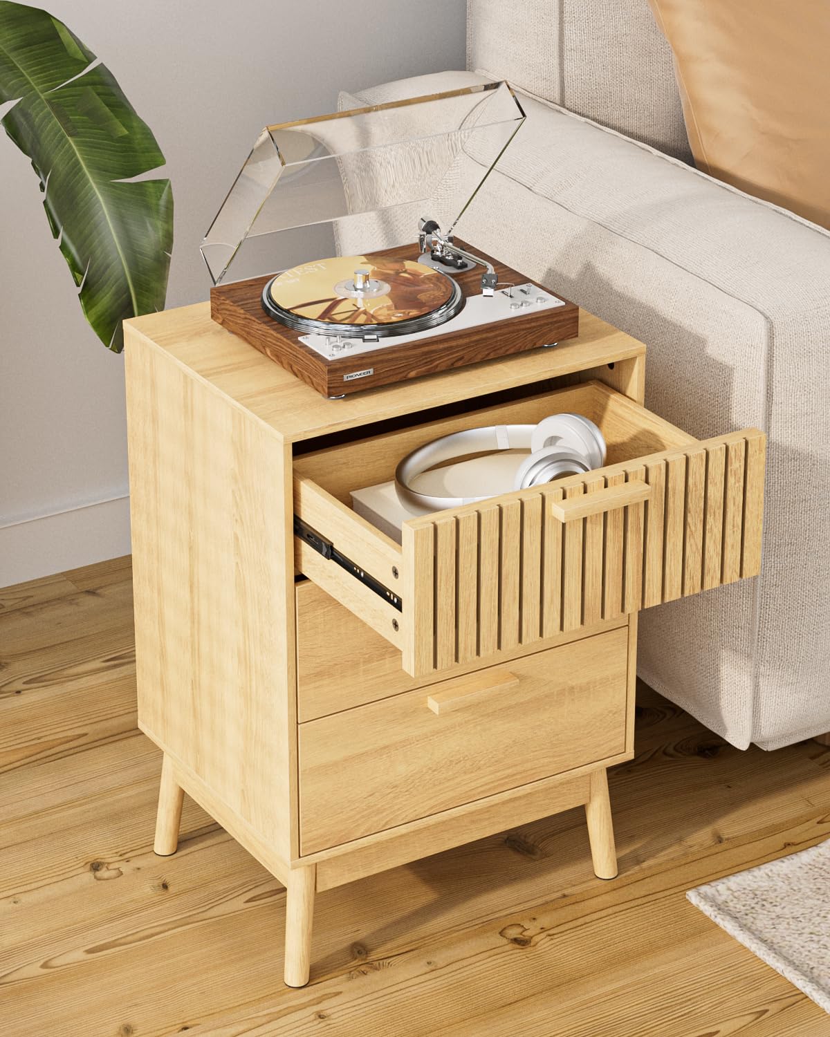 Aobafuir 3 Drawer Dresser for Bedroom, Fluted Nightstand Modern Closet Dressers Chest of Drawers, Wood Oak 3 Drawer Storage Chest for Bedroom, Hallway, Living Room Aobafuir