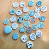 400 PCS Mini Wood Slices, 1 Inch Diameter Unfinished Round Wood Slices for Creative DIY Crafts and Decorations by GNIEMCKIN GNIEMCKIN