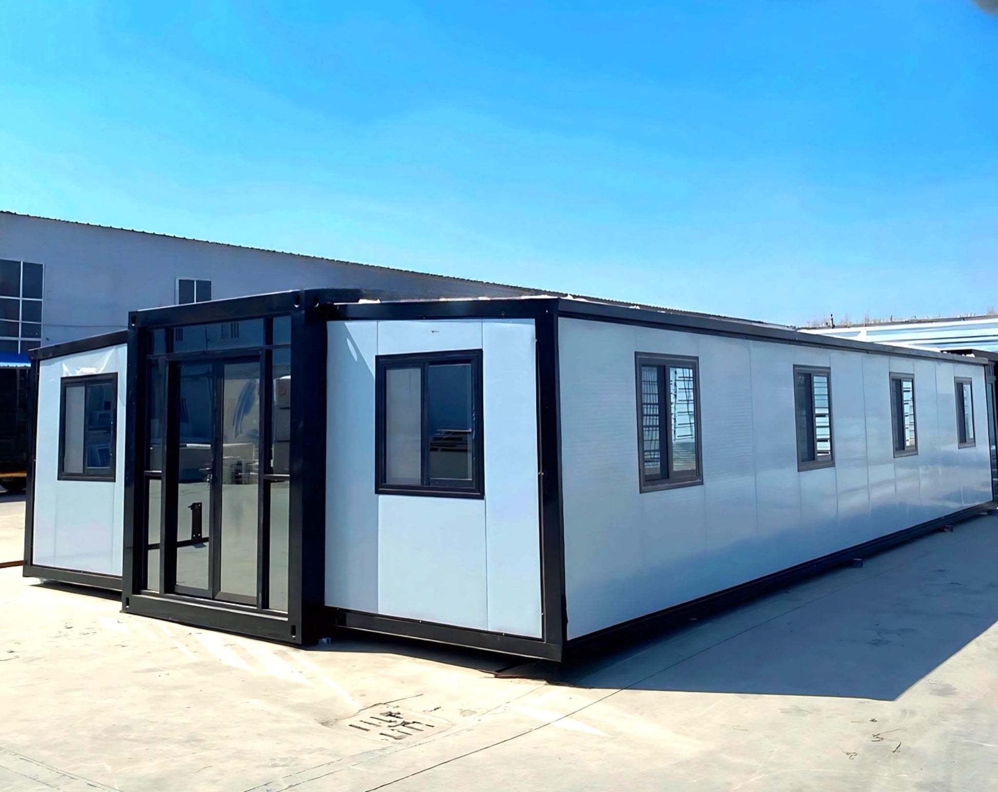 Portable 40ft Expandable House,Prefabricated Mobile Home with 3 Bedrooms,Foldable Tiny House with Kitchen & Living Room,Prefab for Summer House,Guest House,Warehouse,Workshop with Restroom. - WoodArtSupply