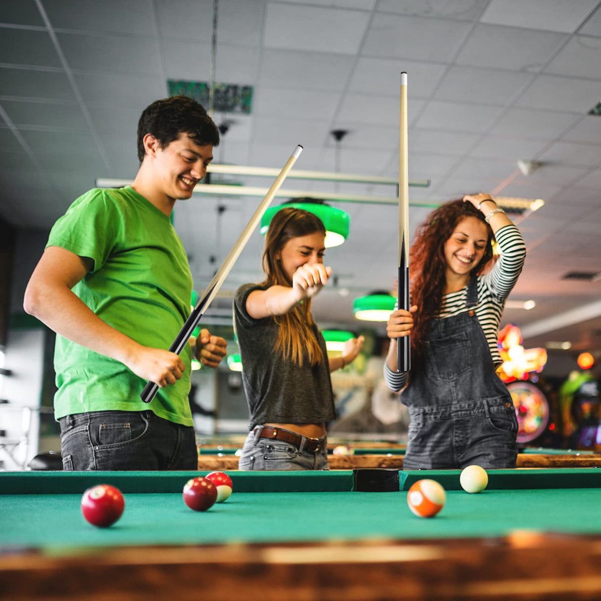 VANLAN Billiard House Cue Sticks Pool Cues 2-Piece 36 Inches Billiard Tips 13mm House Bar Billiard Cue Sticks Hardwood Cues Set of 2 (36" Set of 2) VANLAN