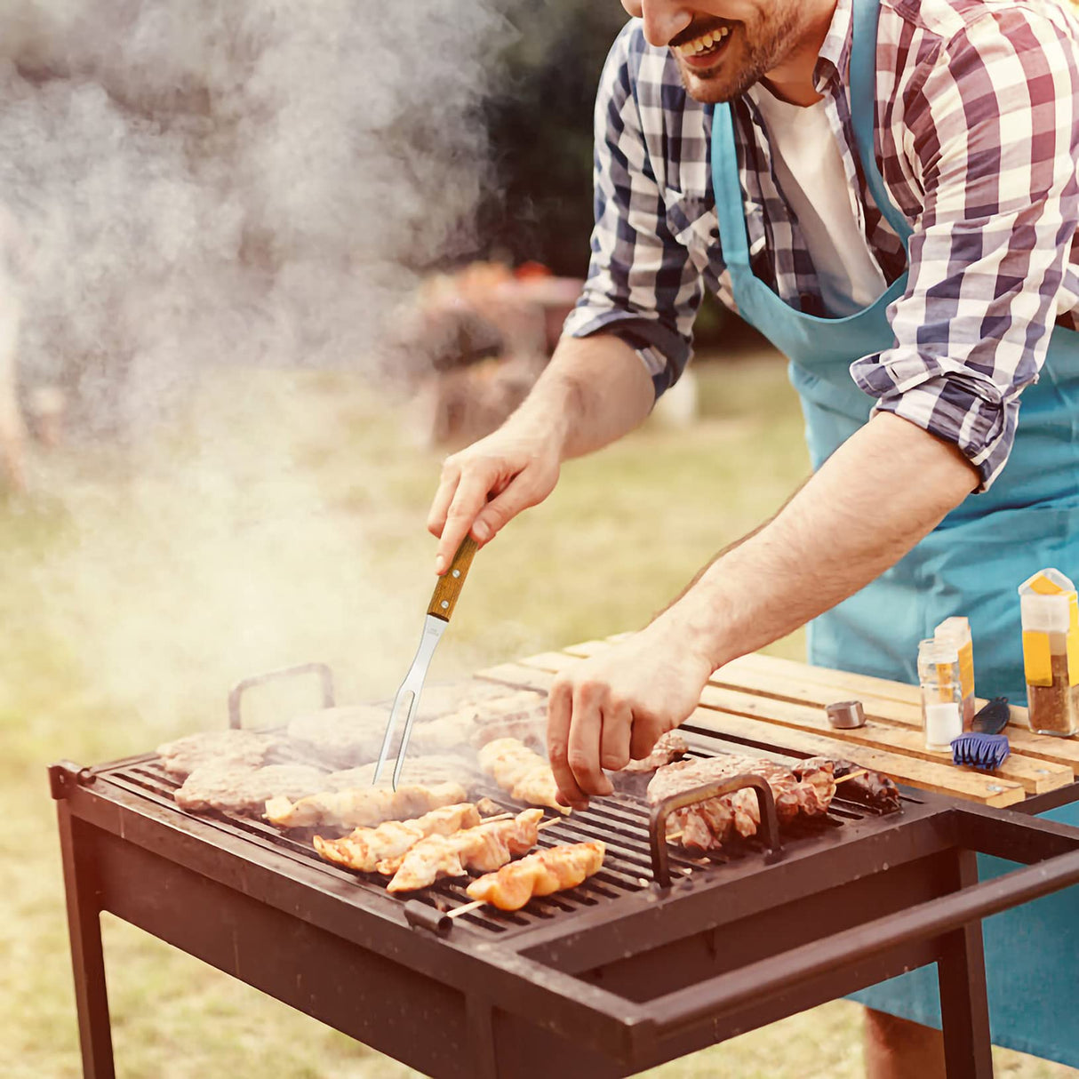 Ponpon 2Pcs Meat Forks Stainless Steel Carving Fork with Wooden Handle Barbecue Fork for Cooking Kitchen (2) Ponpon