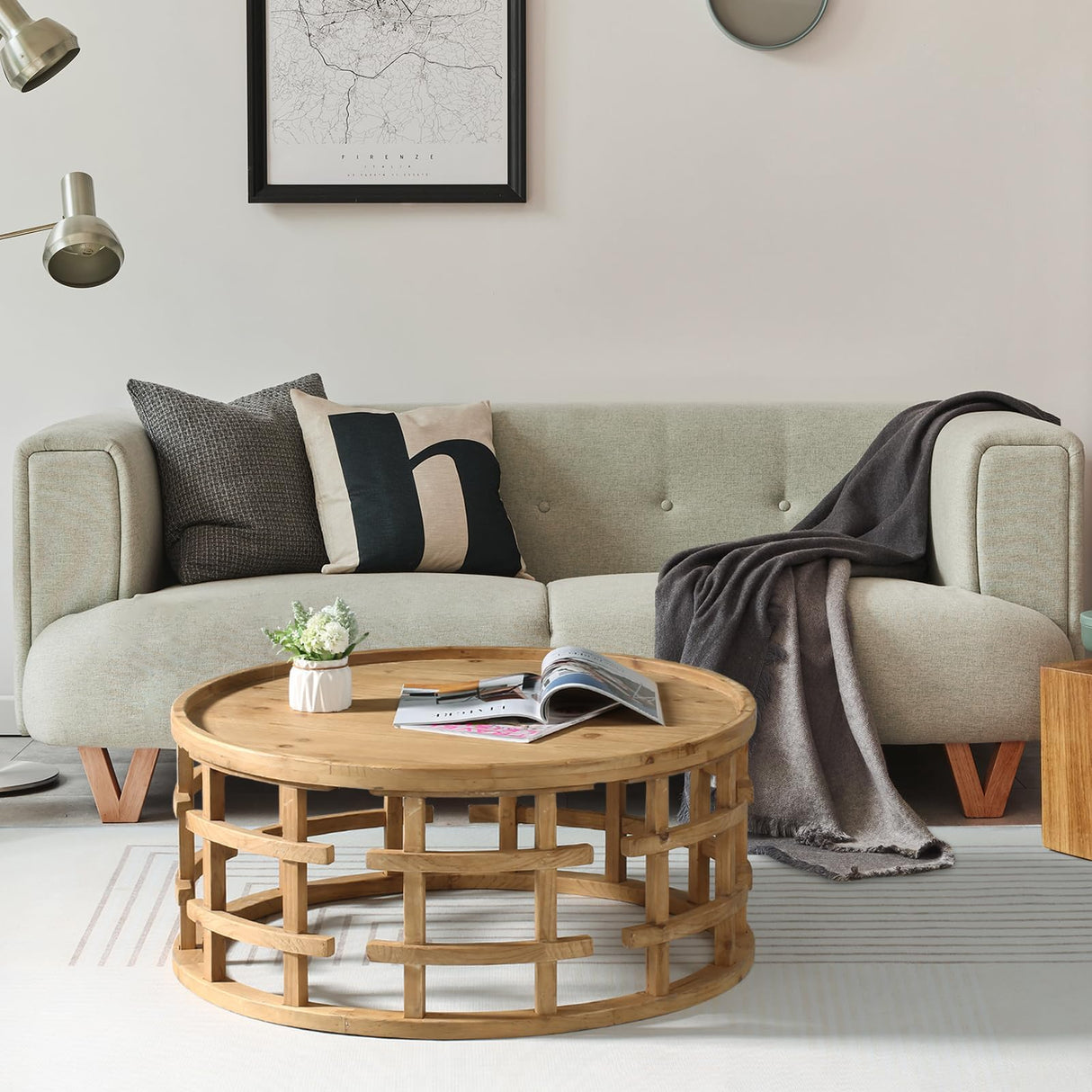 RUSTOWN Farmhouse Round Coffee Table, French Country Sofa Tables,Rustic Soild Wood Finish with Openwork Pattern and Curved Frame Base, Boho Handcrafted Wooden Coffee Table for Living Room, Natural RUSTOWN