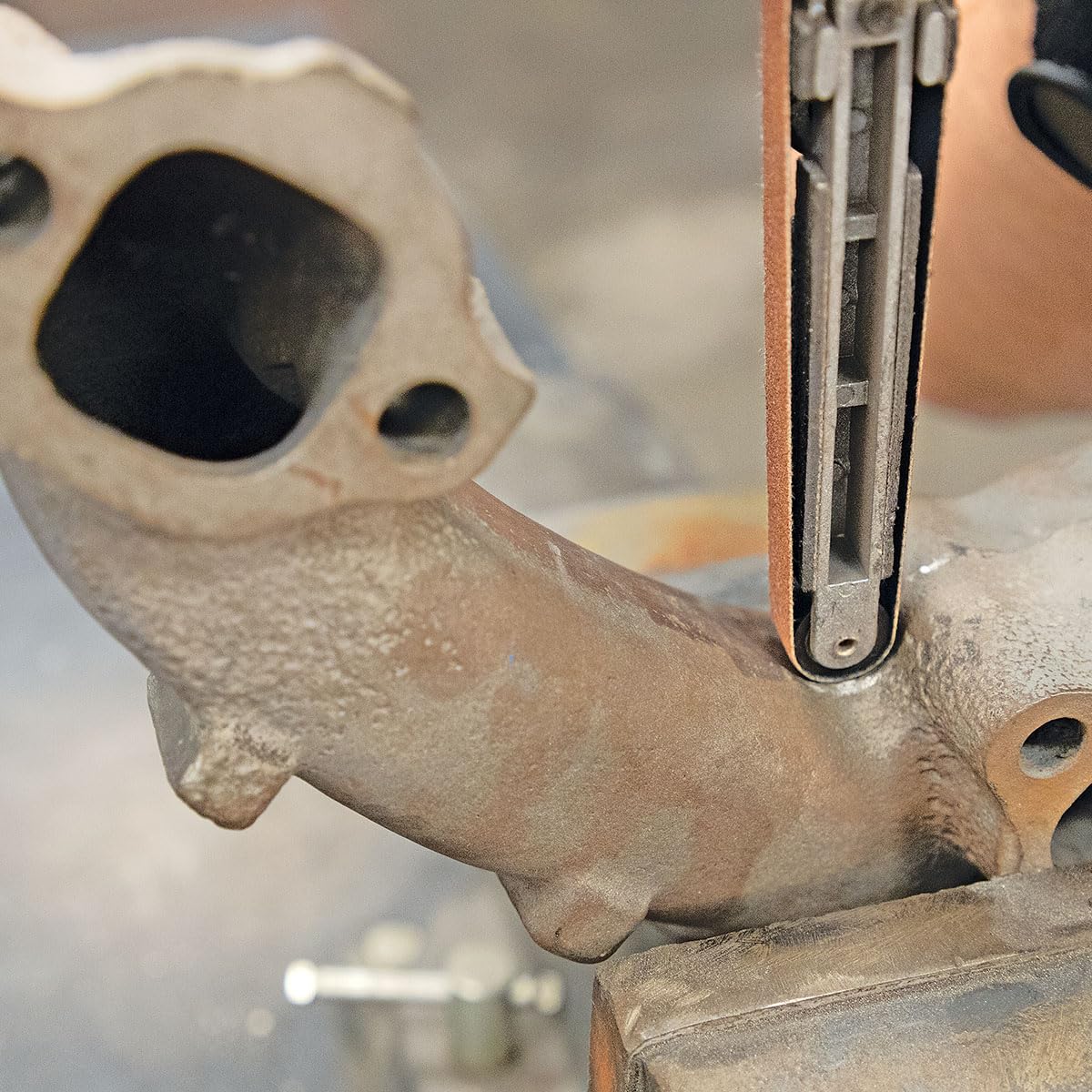 Eastwood Electric Mini Belt Sander | Robust 5.3 Amp Motor | Sanding and Grinding Tool | Lightweight Aluminum Body with Swivel Head | Grinder File Eastwood