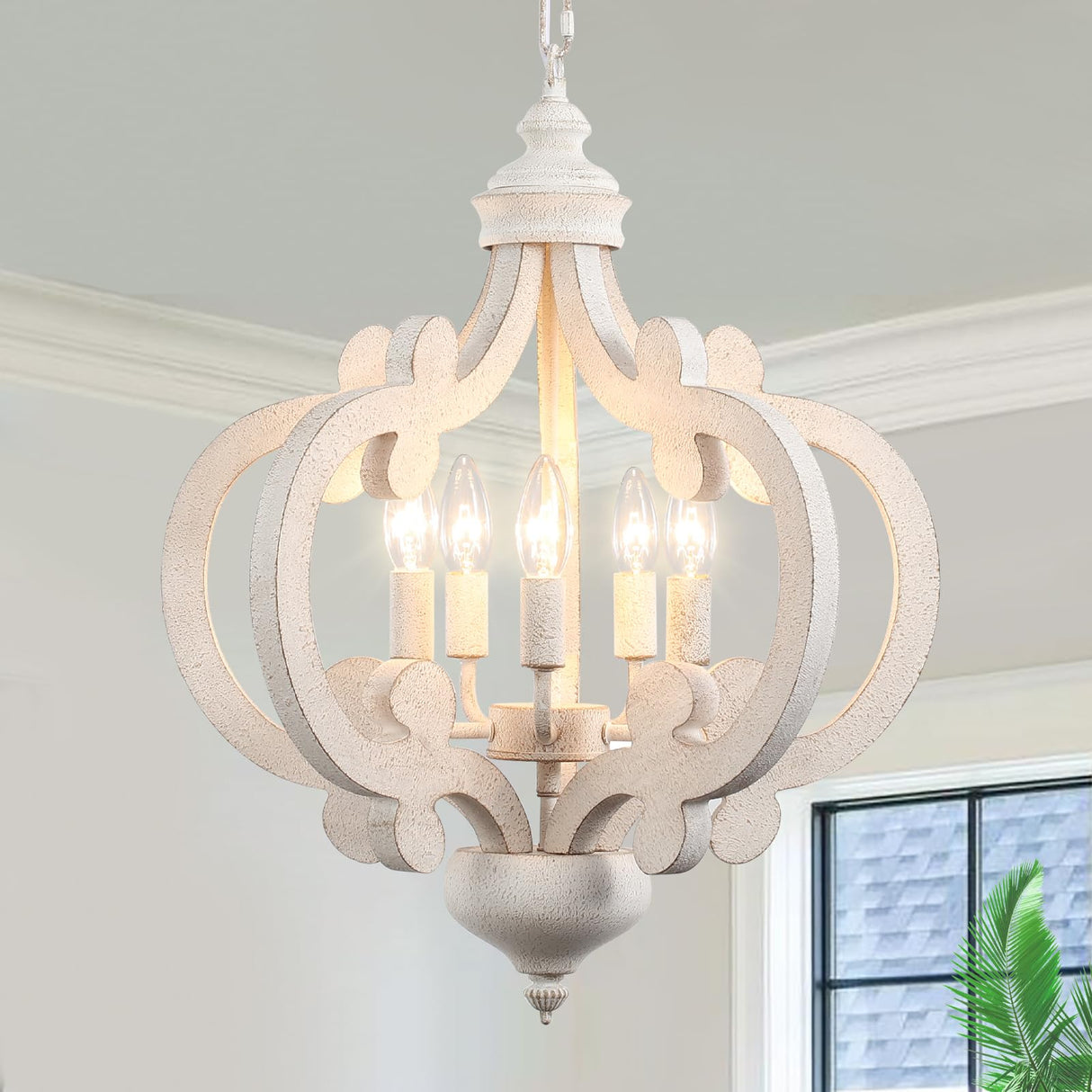 Wooden Farmhouse Chandelier, 5 Lights Antique Distressed White Cottage French Country Chandelier Ceiling Light Fixture Vintage Rustic Pendant Light for Kitchen Island Living Dining Room Bedroom Foyer YCZHCC