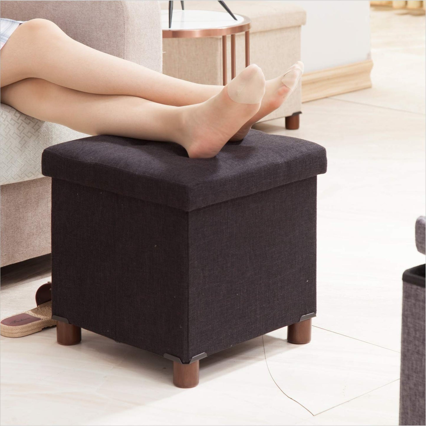 15 Inches Storage Ottoman with Wooden Legs Cube Foot Rest Stool, Square Footstool Storage, Ottoman with Storage for Living Room, Foldable Fabric Ottoman, Comfortable Seat with Lid, Space-Saving Black