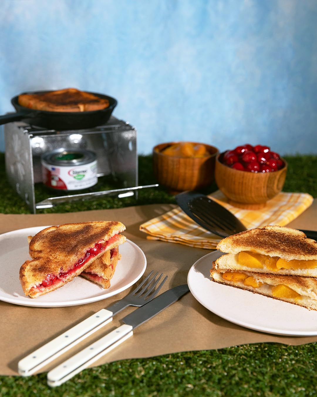 Sterno Foldable Camp Stove - Portable Camping Stove for Outdoor Cooking, Easy-to-Assemble for Outdoor Picnics, Tailgating, & Emergencies - Pack of 1, Silver Sterno