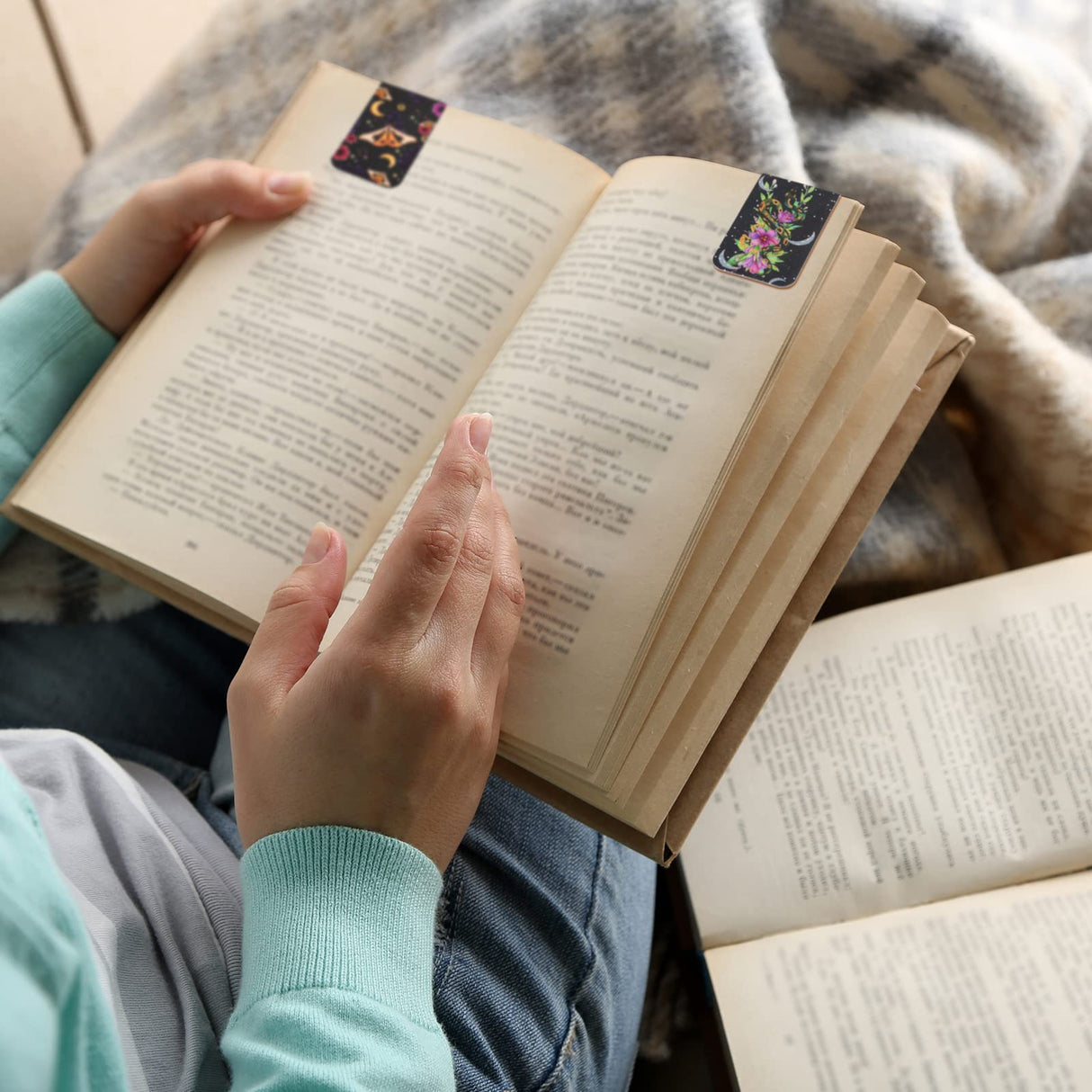 30 Pieces Magnetic Bookmarks Tarot Magnet Page Markers Multi Insect Magnet Bookmark Clips Magnetic Page Clips Assorted Book Marks Set for School Students Teachers Reading Supplies (3.94 x 1.18 Inches) Nezyo