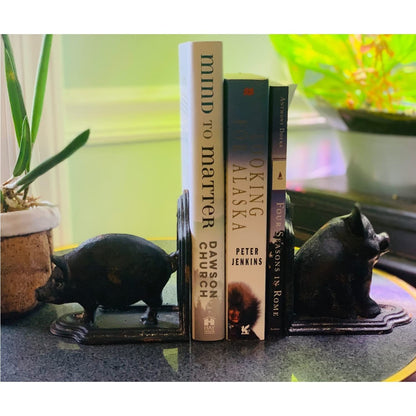 Retrome Pig Bookends, Set of 2 Farmhouse Book Ends, Distressed Gray