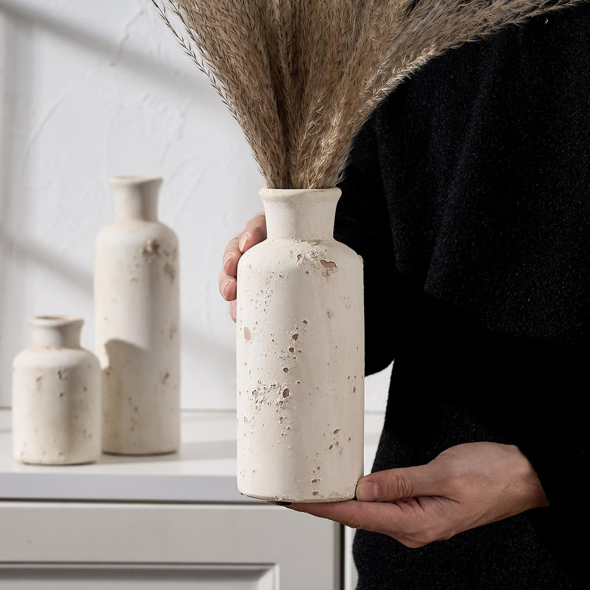 SIDUCAL Ceramic Rustic Farmhouse Vase Set of 3, Whitewashed Terracotta Vase, Pottery Vase,Clay Decorative Vases for Home Decor, Living Room, Shelf, Mantel Decoration(Rustic White) SIDUCAL