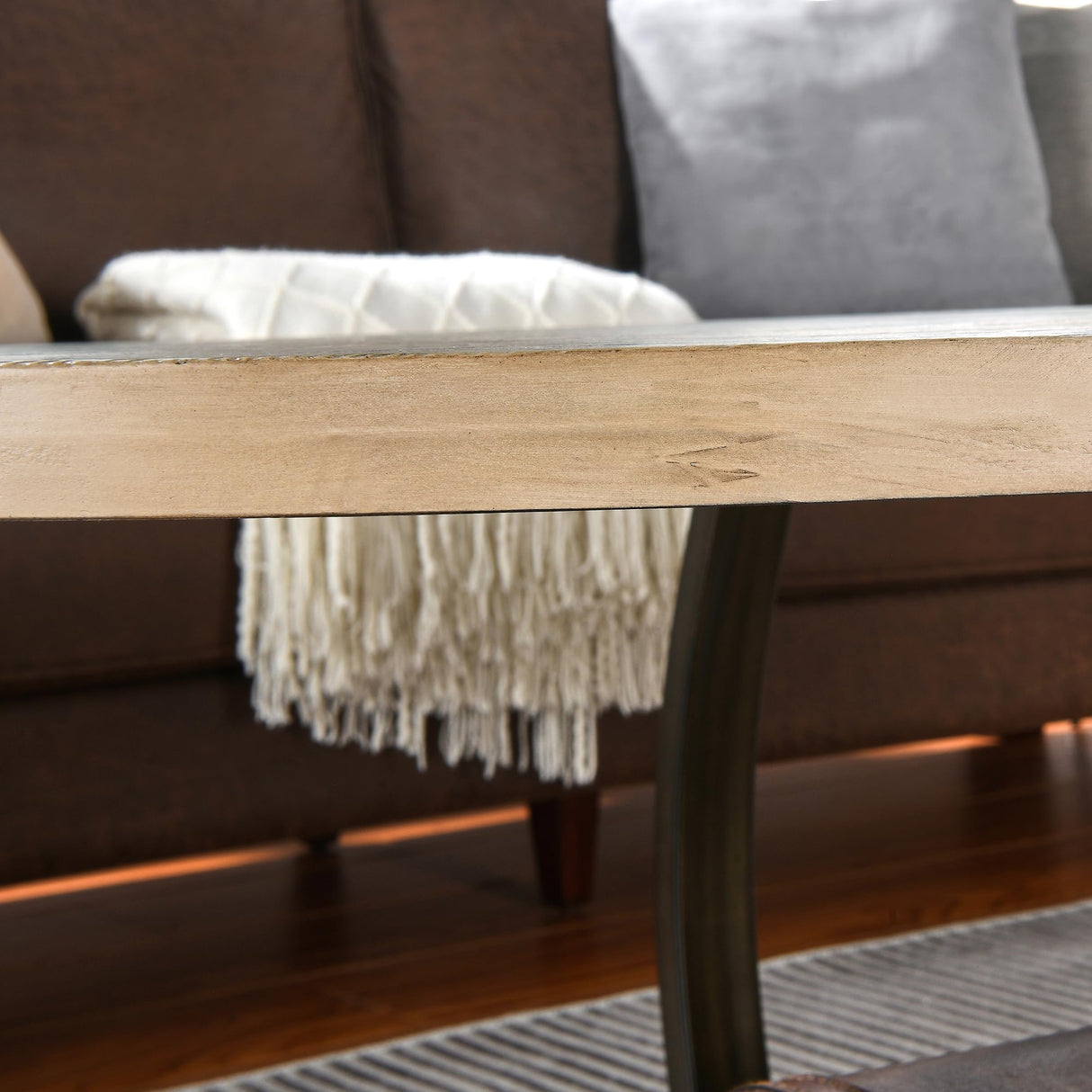 Wood Oval Coffee Table with 2 Tier Storage Shelf, 43 inch Solid Wood Center Table Rustic Accent Sofa Table with Natual Pine Wood Top & Black Curved Metal Legs for Living Room Home Decor Ripros