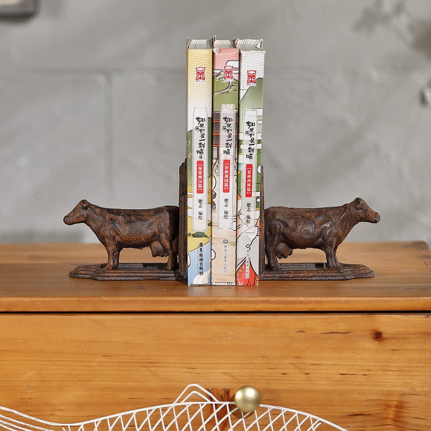 Phaxth Cow Bookends Decorative, Farmhouse Antique Book Ends, Set of 2