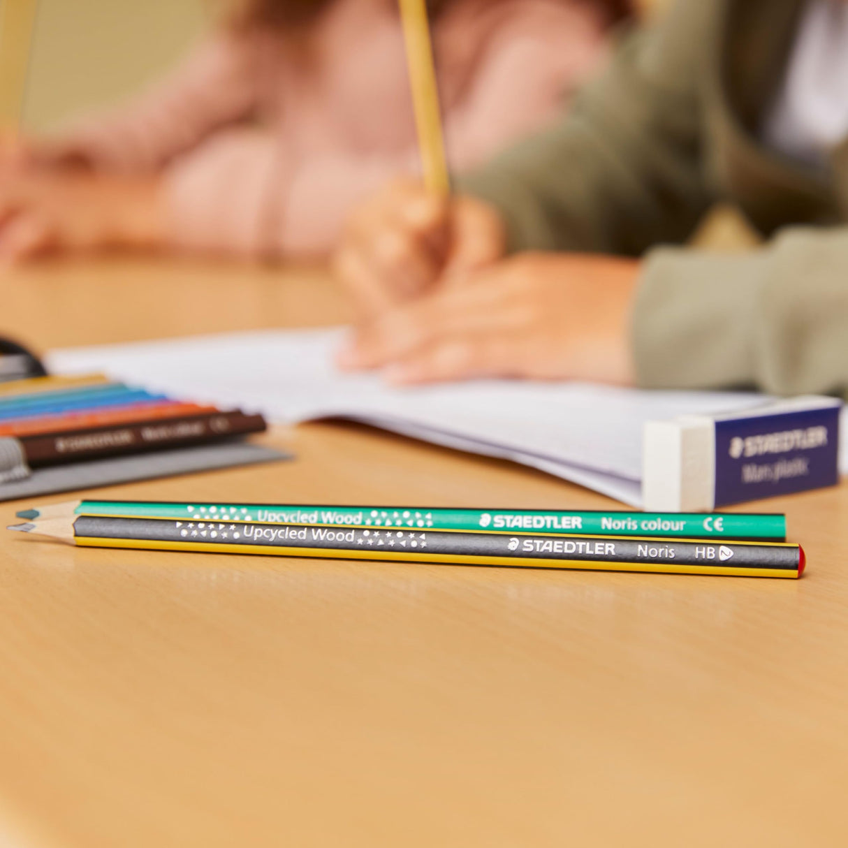 STAEDTLER Mars Plastic Vinyl Erasers (4-Pack), White Erasers for Clean & Precise Results - Latex-Free, Minimal Crumbling, Made in Germany STAEDTLER