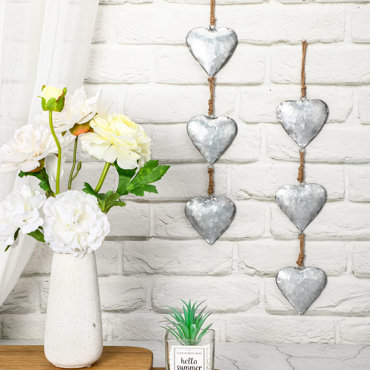 Moxweyeni 2 Pieces Metal Heart Wall Decor Galvanized Heart Hanging Sign Valentine Rustic Wall Hanging Art Crafts for Home Indoor Outdoor(Silver) Moxweyeni
