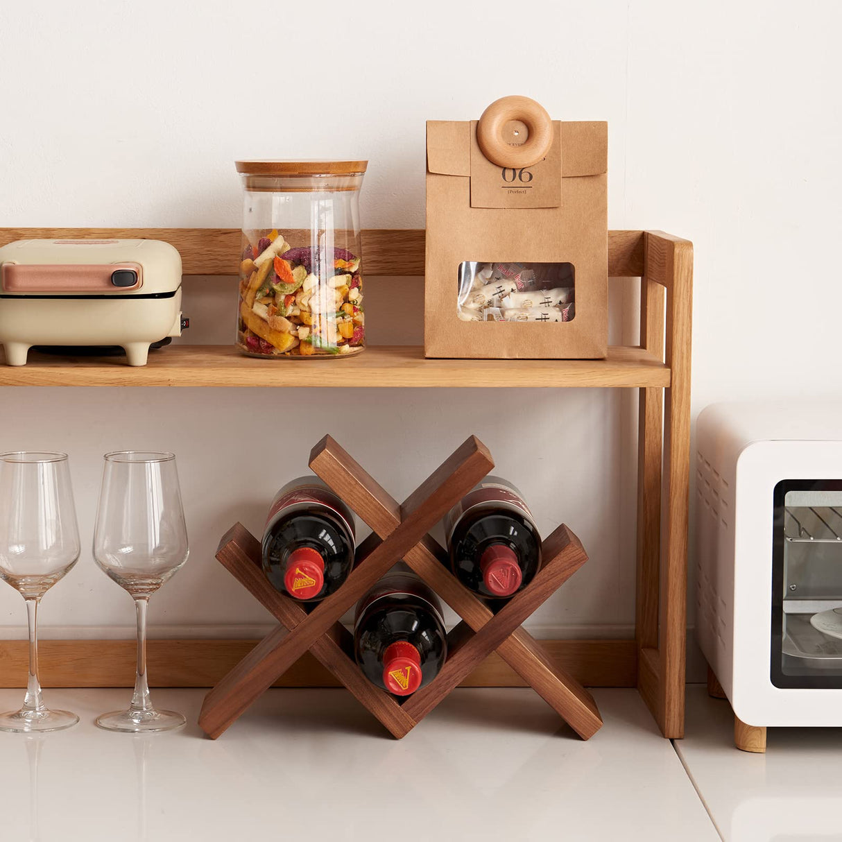 TREOAKWIS Wine Rack Countertop Oak Solid Wood Wine Organizer Rack 4 Bottles Holder for Wine, Drinks, Beer, Suit for Home, Bar, Kitchen,Cellar Basement (Walnut) TREOAKWIS