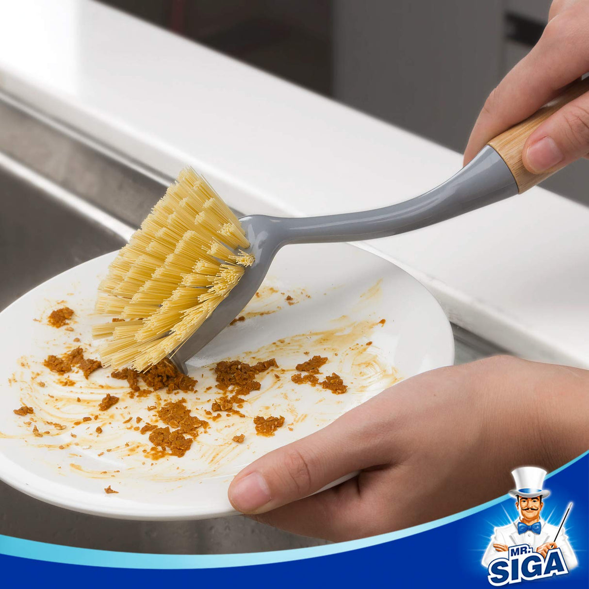 MR.SIGA Dish Brush with Long Bamboo Handle Built-in Scraper, Scrub Brush for Pans, Pots, Kitchen Sink Cleaning, Pack of 2 MR.SIGA