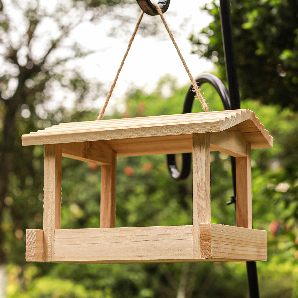 STARSWR Bird Feeders for Outside Hanging, Wild Bird Feeder House for Cardinals Finches Wooden Bluebird Feeder Mealworm Feeder Outdoor Wood Platform Bird House Feeder STARSWR