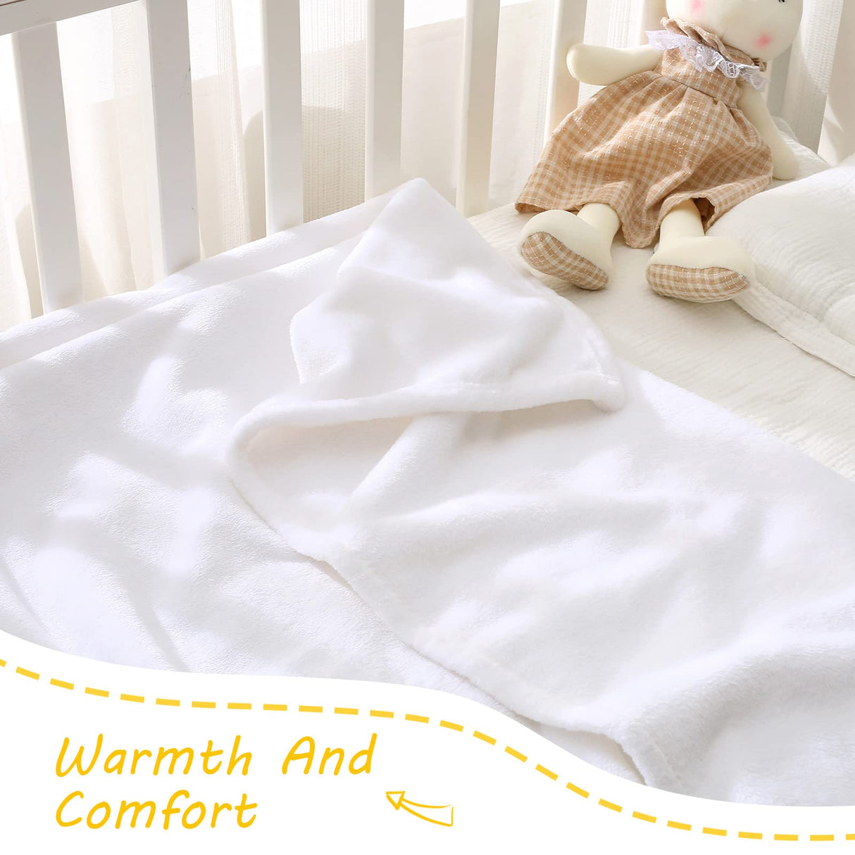 Exclusivo Mezcla Fleece Throw Blanket for Couch, Super Soft and Warm Blankets, White Throw All Season Use, Cozy, Plush, Lightweight, 40x50 Inches Exclusivo Mezcla