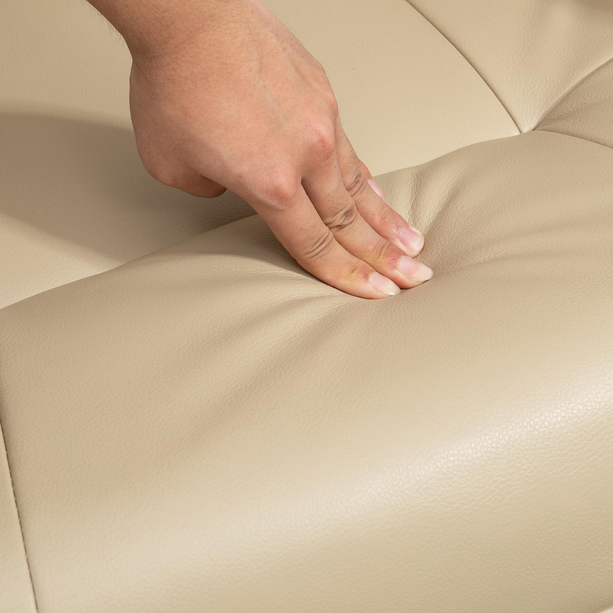 HOMCOM Faux Leather Manual Recliner, Adjustable Swivel Lounge Chair with Footrest, Armrest and Wrapped Wood Base for Living Room, Cream White HOMCOM