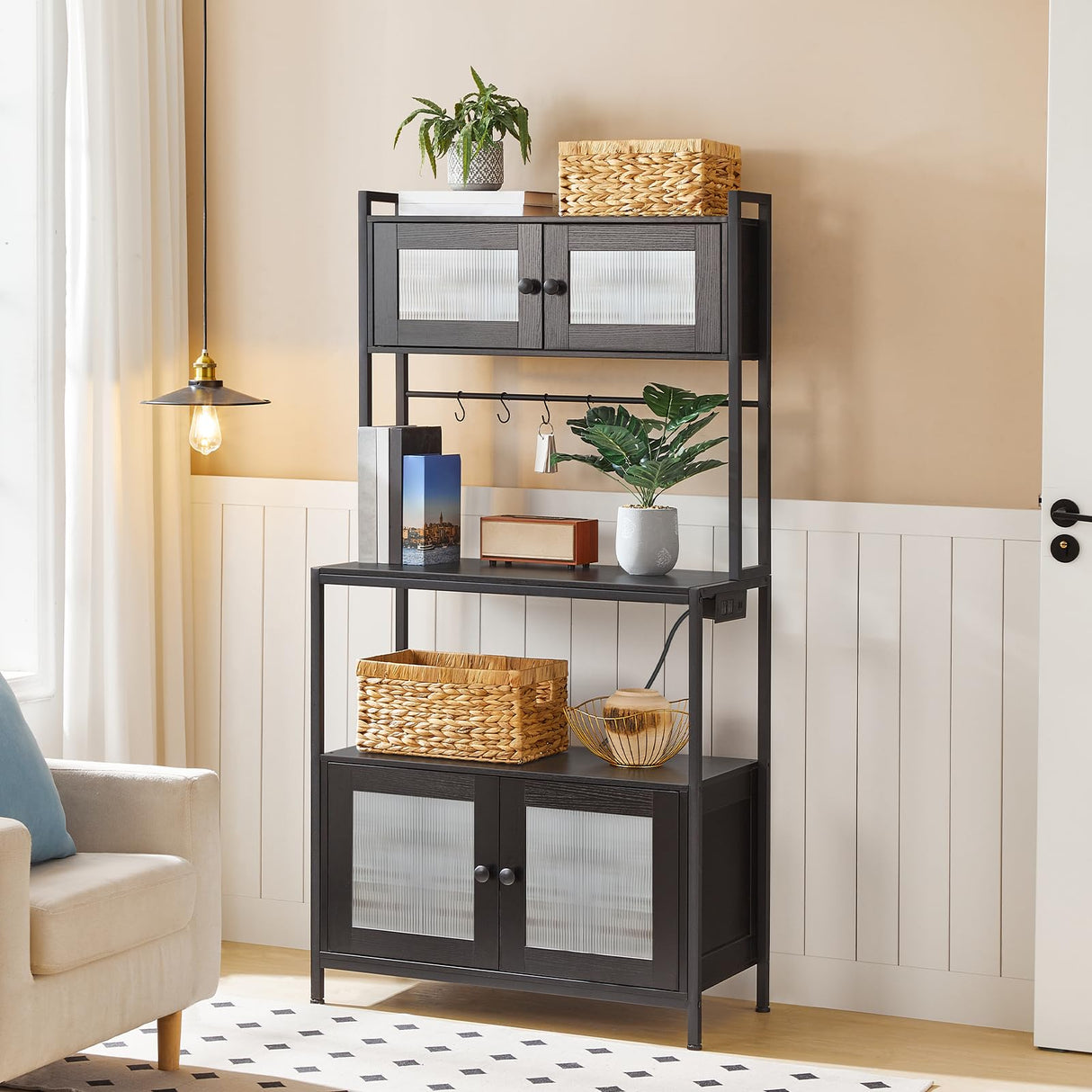 HOOBRO Bakers Rack with Storage Cabinet, 5-Tier Coffee Bar with Power Outlet and LED Lights, Industrial Microwave Oven Stand with Shelves, Kitchen Storage Shelf with Cabinet, Black BB13UDHB01 HOOBRO