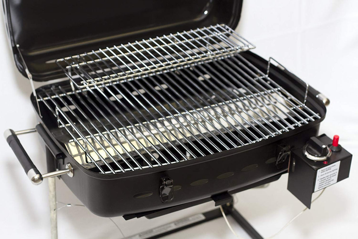 Flame King - YSNHT500 RV Or Trailer Mounted BBQ - Motorhome Gas Grill - 214 Sq Inch Cooking Surface - Adjustable Flame Controller, Black Flame King
