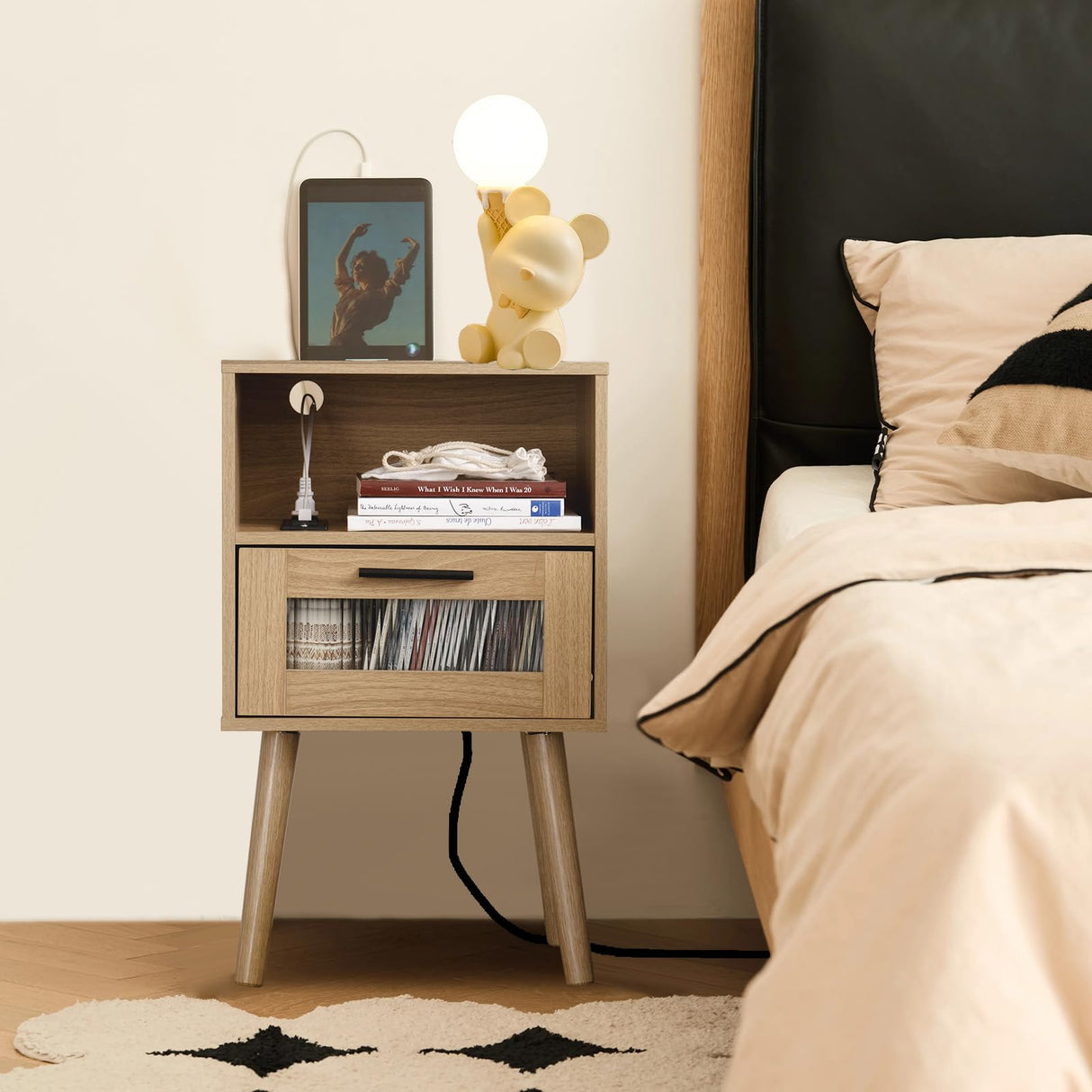 23inch Nightstand with Charging Station,2 AC outlets and 2 USB Ports, Mid Century Modern Nightstand, Bedside Tables for Bedroom, Natural Wood Side Table with Storage Drawer(Wood-1PCS) i-VTIES