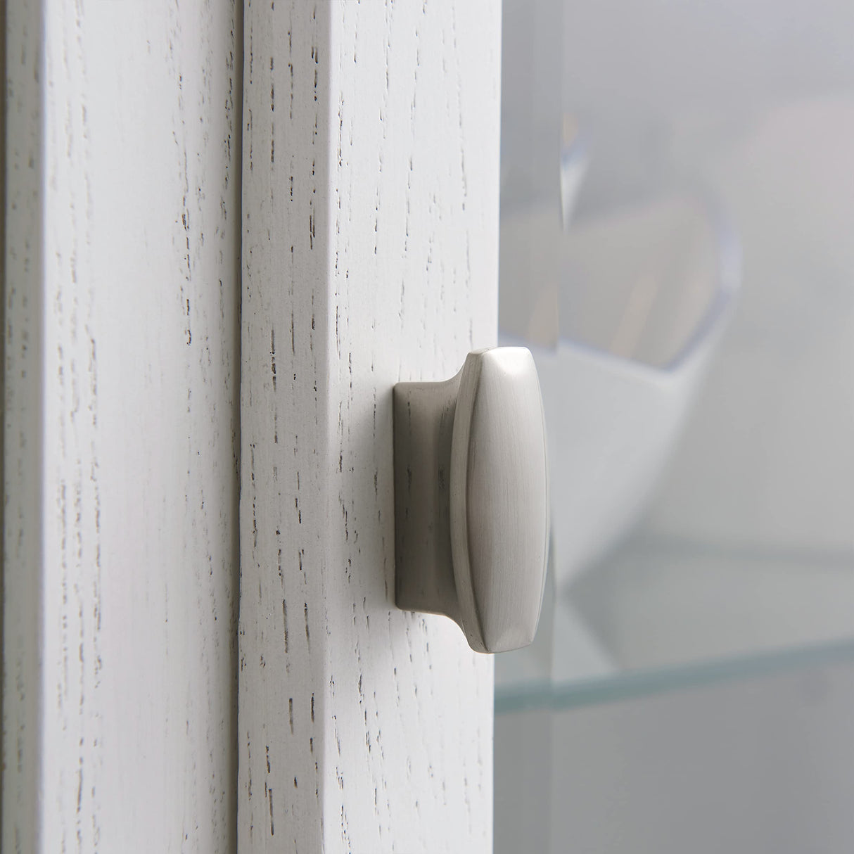 Leick Home Favorite Finds Entryway Wood Curio Cabinet in Weathered White Leick Home