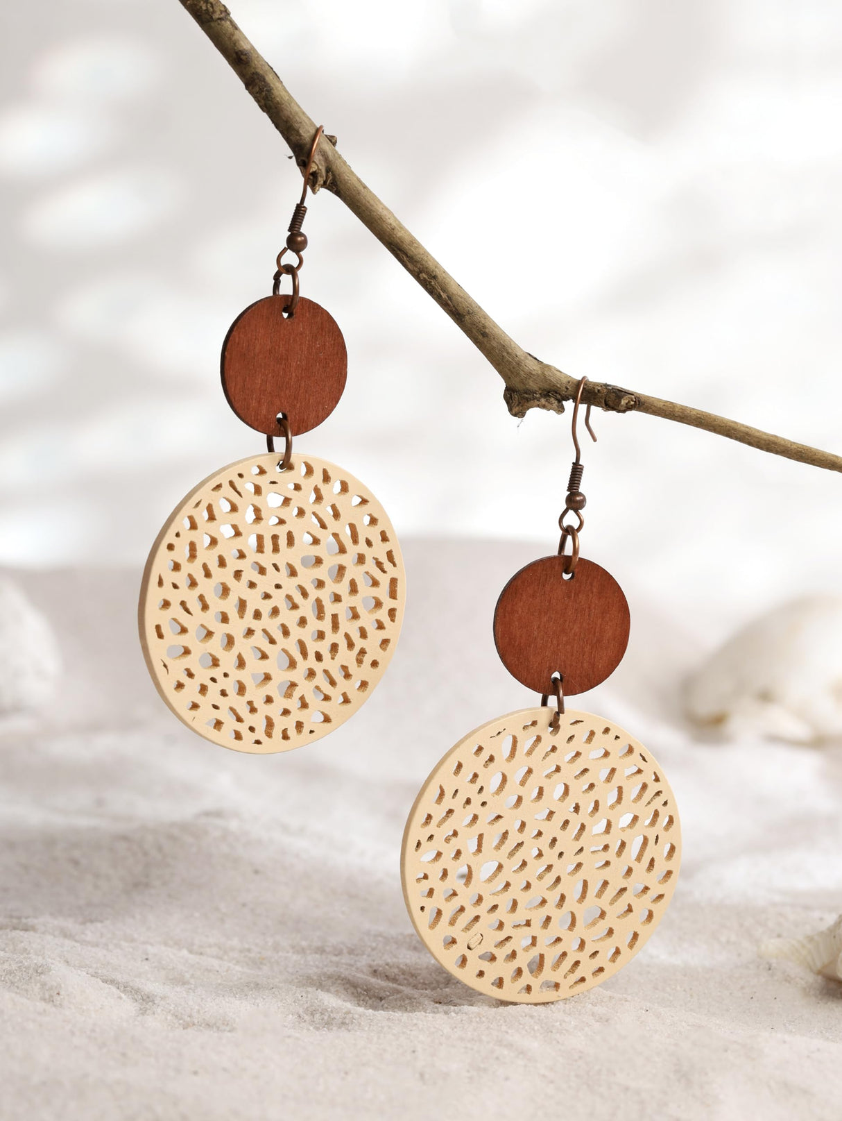 MINACHI Bohemian Natural Wood Cut-Out Disc Dangle Drop Earrings, Boho Chic Hippie Jewelry Gift for Women MINACHI