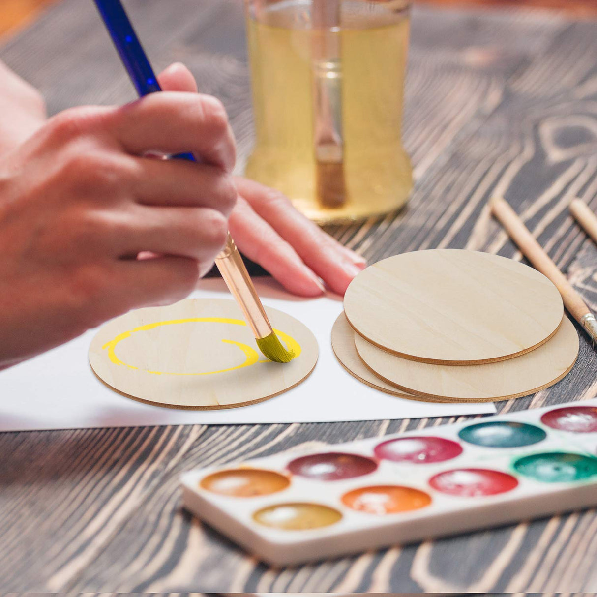 30 Pieces 4" Inch Unfinished Round Wood Discs for Crafts Wooden Cutout Tiles Wood Circles Round Slices Painting and Christmas Decorations,Home Decoration,DIY Craft Coasters for Painting Writing Thiecoc