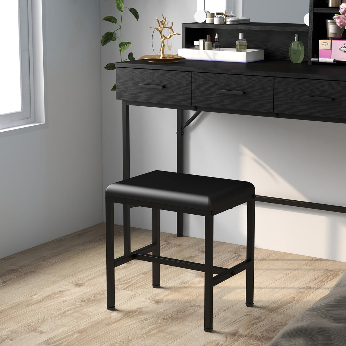 Vanity Table with Lighted Mirror, 3 Drawers Makeup Desk Dressing Table with Lots Storage Vanity Set with Wider Cushioned Stool for Bedroom (Black) Panana