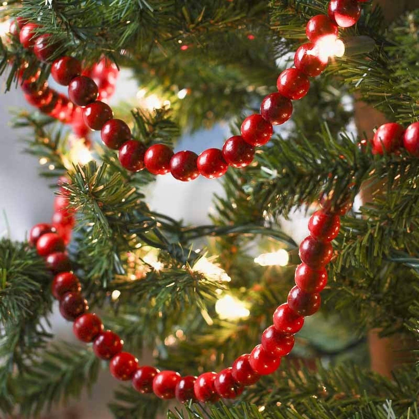 REOVE Christmas Wooden Bead Garland Bright Red Wood Bead Garland Christmas Tree Holiday Decoration (Dark Red, 9 feet)