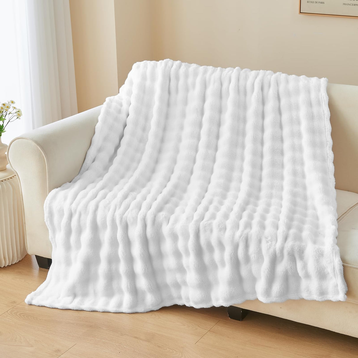 NEWCOSPLAY Throw Blanket for Couch White Super Soft Flannel Fleece 3D Bubble Lightweight Bed Blanket All Season Use (White, Throw(50"x60")) NEWCOSPLAY