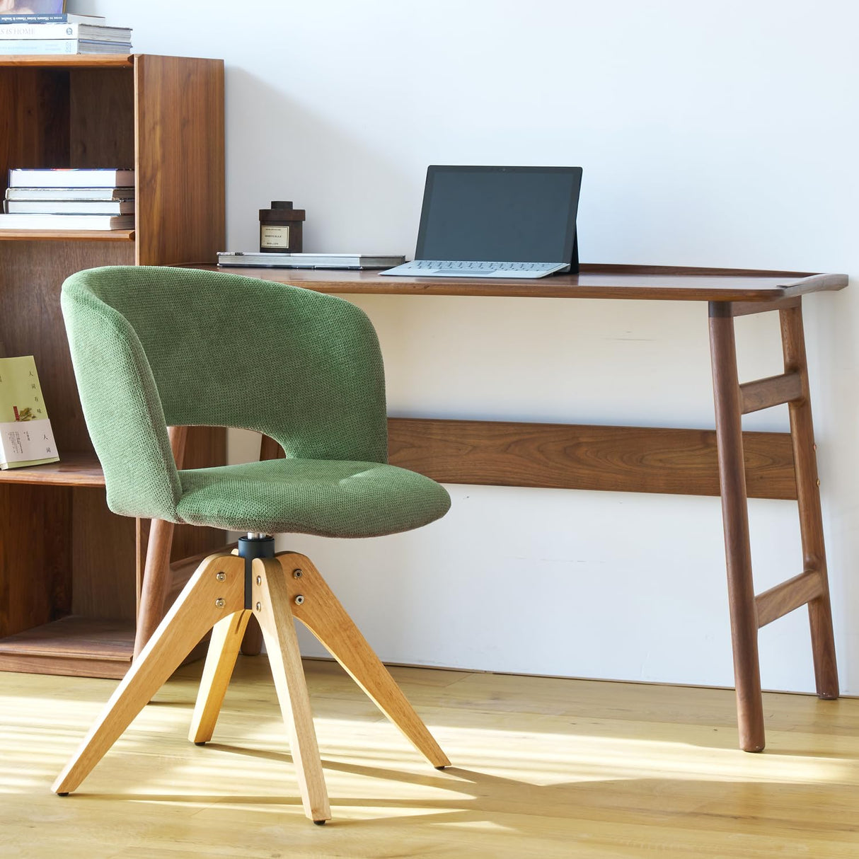 GrandNoor Mid Century Modern Swivel Accent Chair with Solid Wood Legs, Home Office Desk Chair No Wheels, Makeup Chair for Vanity, Upholstered Chair for Bedroom, Green GrandNoor