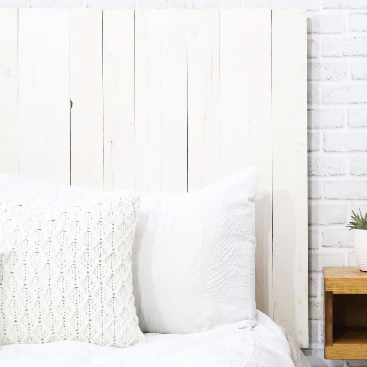 Barn Walls Whitewash Headboard, Cottage Design Distress, Solid Wood Headboard Floating Panels, Wall Mount, Adjustable Height, Easy Assembly, Full Size Barn Walls