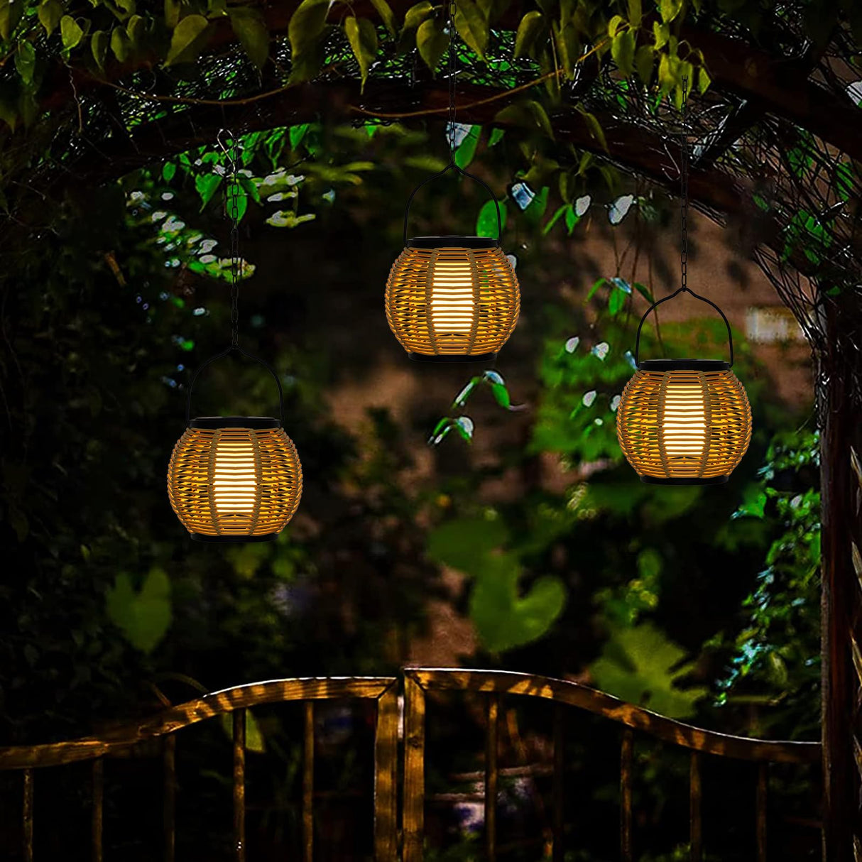 Larekook Solar Lanterns Outdoor Waterproof - Natural Rattan Bamboo Solar Powered Lantern, Dancing Flickering Flame Outdoor Table LED Lamp Auto On/Off Dusk to Dawn for Desk Patio Porch Yard Garden Larekook