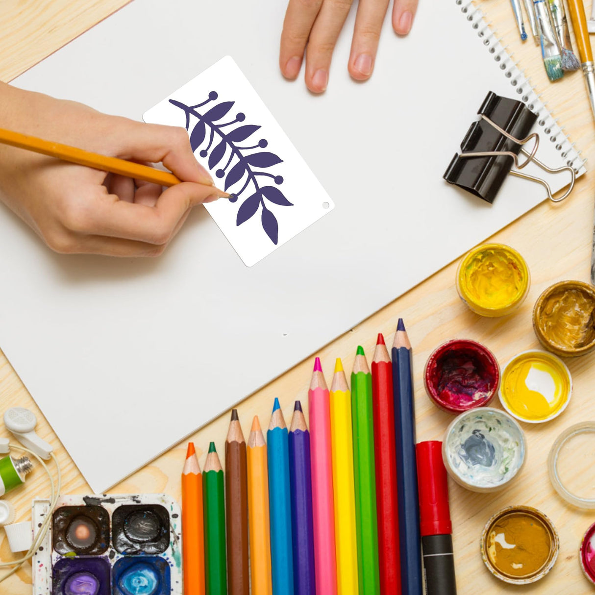 OPUHOHR 60PCS Flower Leaf Stencils for Crafts, Small Painting Stencils, Floral Templates for Wall Card Rockwood Signs Coasters Canvas Home Decor OPUHOHR