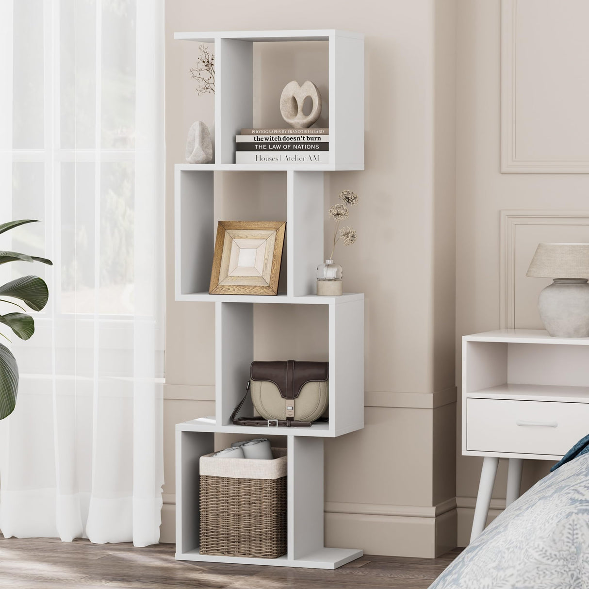 Homhedy 4-Tier Bookshelf, S-Shaped Geometric Bookcase, Modern Display Standing Shelf Unit for Living Room, Bedroom, Free Standing Storage Rack for Home Office, White Homhedy