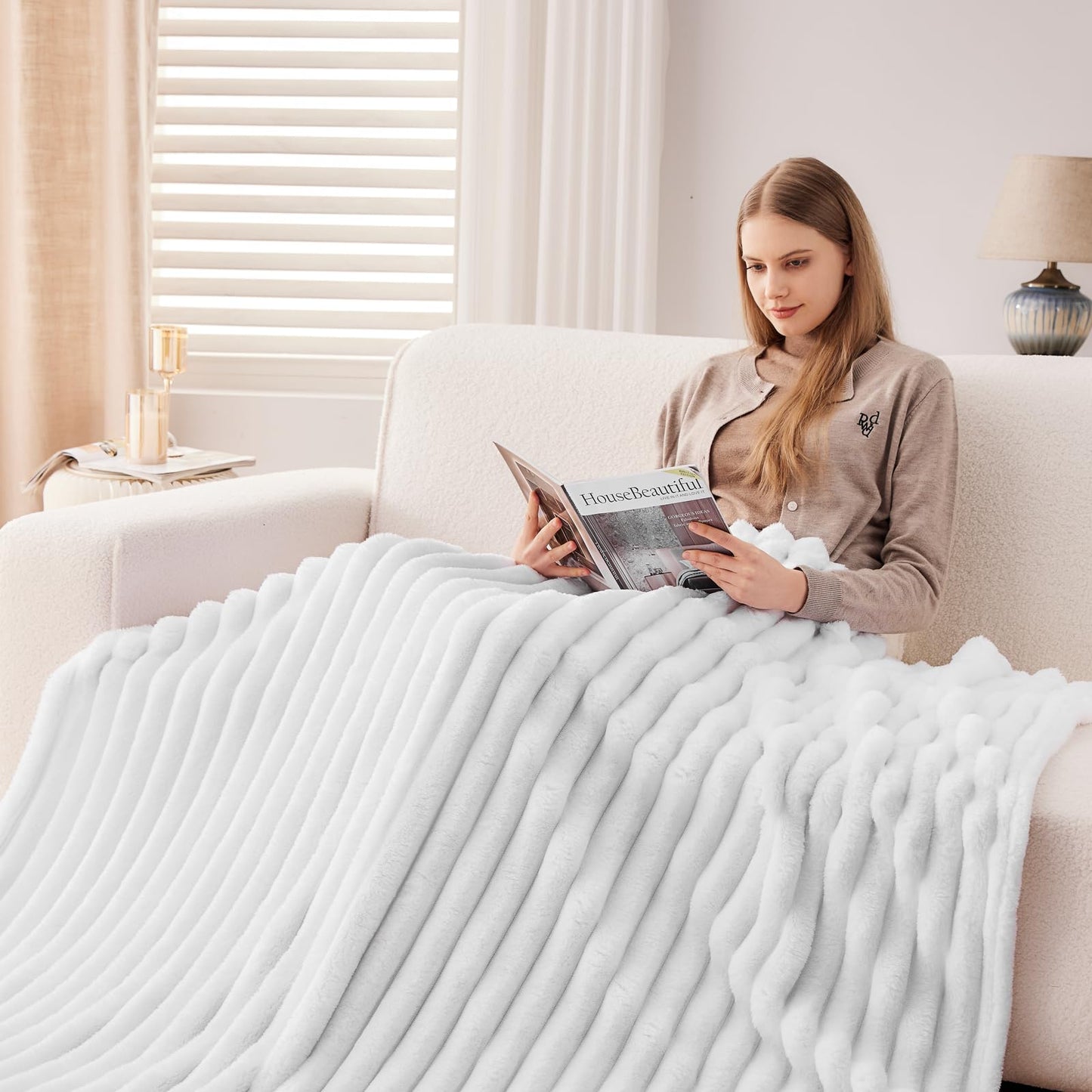 NEWCOSPLAY Super Soft Throw Blanket White Premium Silky Flannel Fleece 3D Ribbed Jacquard Lightweight Bed Blanket All Season Use (White Ribbed, Throw(50"x60"))