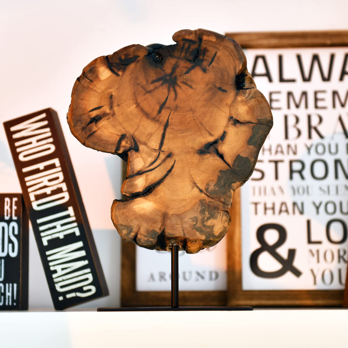 WELLAND Irregular Date Tree Sculpture, Wood Tabletop Sculpture Collectible Decoration for Home Office Decor, Approximate Size Over 7.87 x 7.87 x 1.57 Inches WELLAND