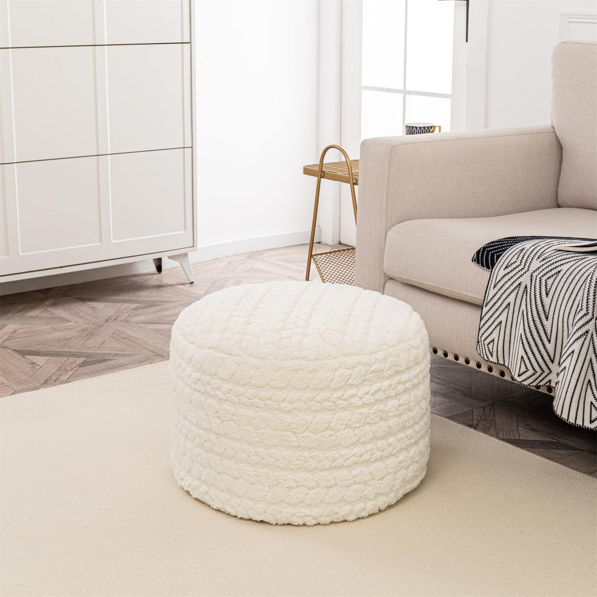 Round Pouf Ottoman 20 x 20 x 14 Inches Boho Poof Home Decor Floor Pouffe Ottoman Foot Rest for Couch Sofa Bean Bag Chairs Living Room Bedroom Cream Poofieotto