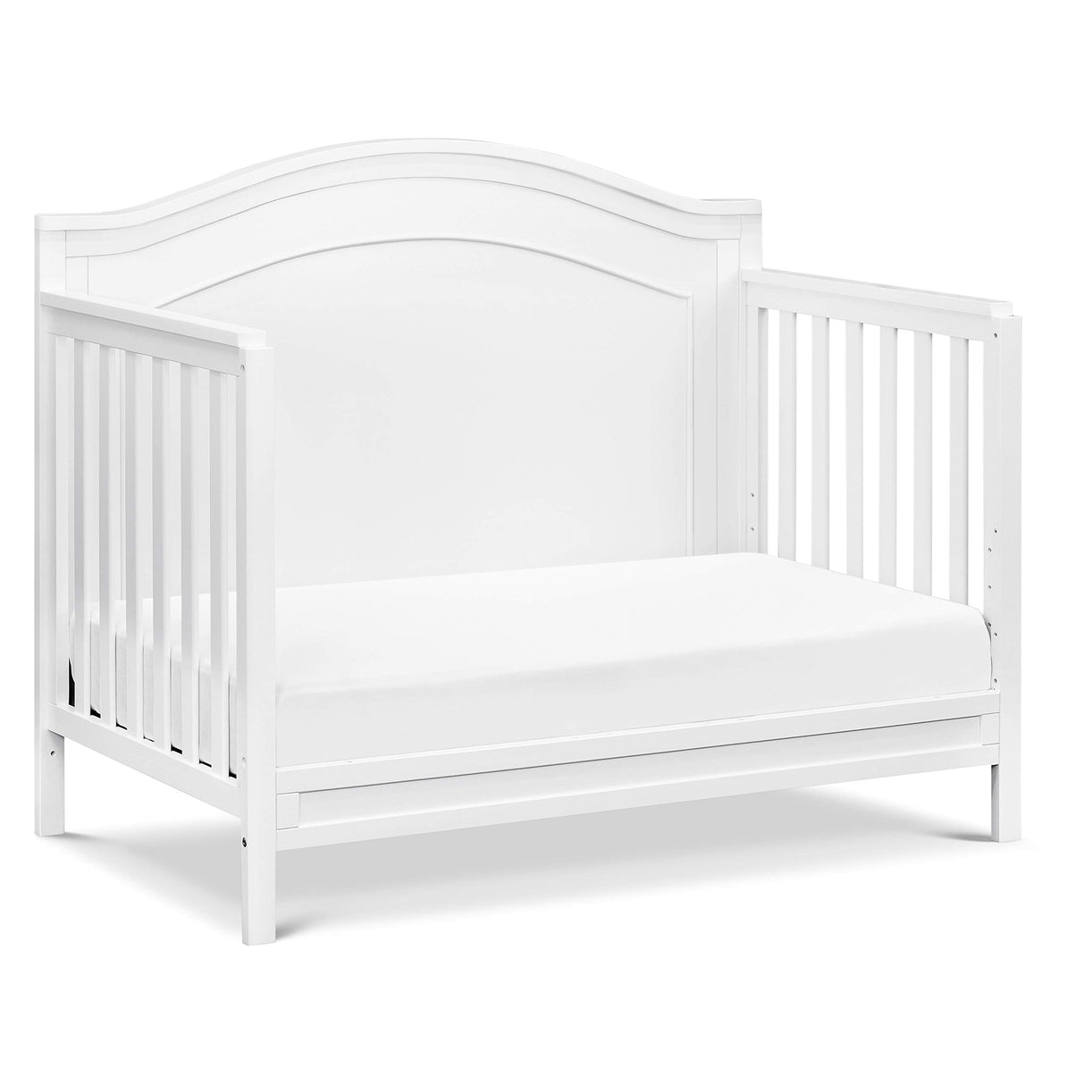 DaVinci Charlie 4-in-1 Convertible Crib in White, Greenguard Gold Certified DaVinci