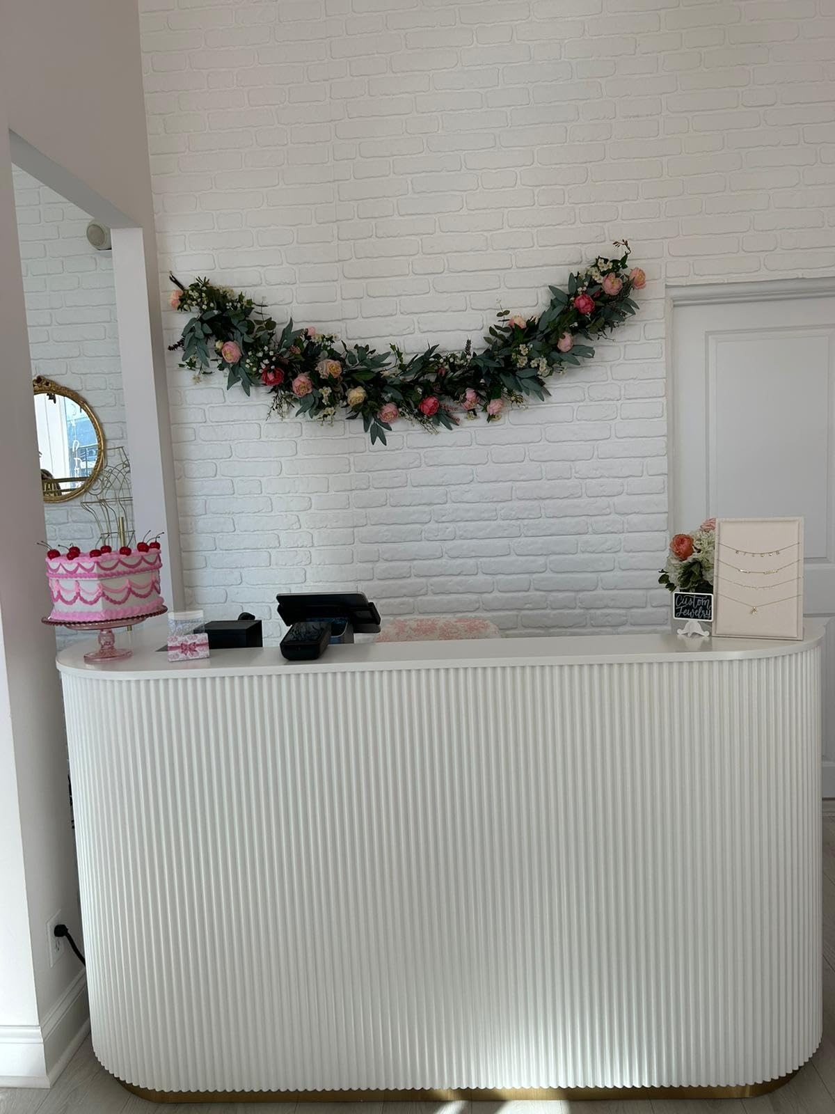 M2 Retail Reception Desk, White Upgraded Reeded Front Counter for Beauty, Spa, Nail, Hair Salon, Lobby, 1800 * 600 * 1000mm (71 * 24 * 39'') M2 Retail