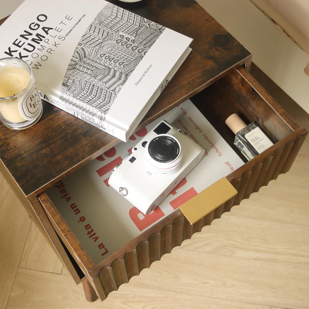 Fultyle Mid Century Modern Nightstand, Wood Bedside Table with Drawer and Opening Storage, End Table Living Room Fluted Night Stand with Solid Wood Legs for Bedroom (Rustic Brown) Fultyle