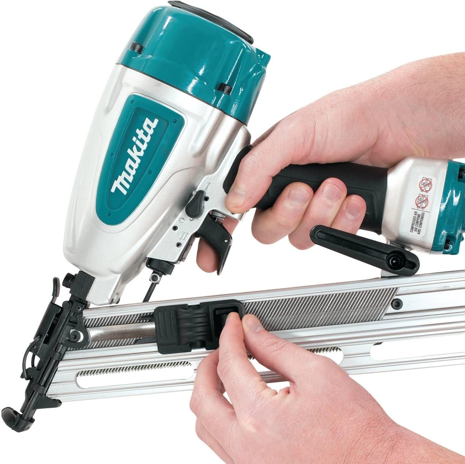 Makita AF635 15 Gauge, 2-1/2" Angled Finish Nailer, 34⁰, - WoodArtSupply